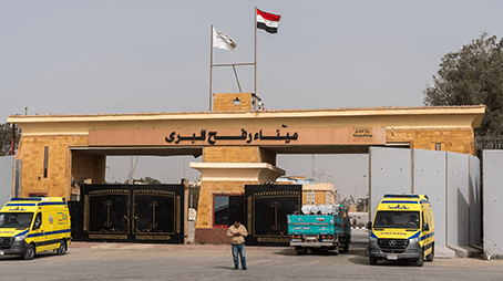  معبر رفح.. حين يصبح "شريان الحياة" مقصلة للهوية