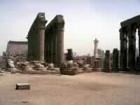 عمرو بن لحي أول من غير دين إبراهيم