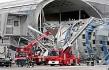 Six Killed in Paris Airport Roof Collapse