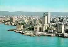 Israeli Warplanes Bomb Palestinian Camp South of Beirut